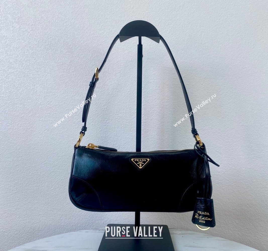 Prada Re-Edition 2002 small shiny leather shoulder bag 1BC201 Black 2024 (YZ-240220020)