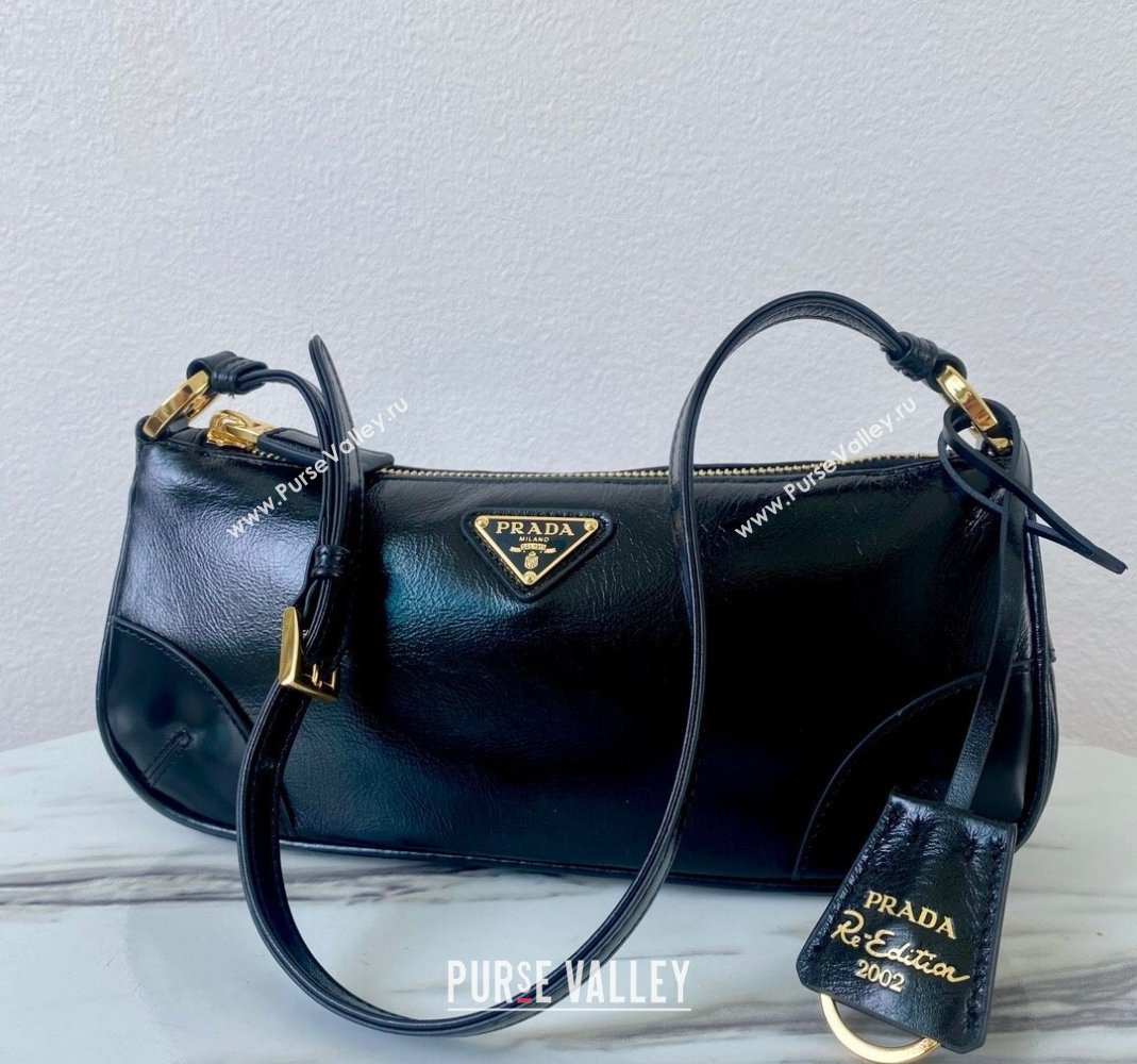 Prada Re-Edition 2002 small shiny leather shoulder bag 1BC201 Black 2024 (YZ-240220020)