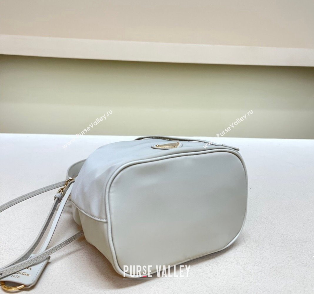 Prada Re-Edition 1978 Re-Nylon Bucket mini-bag 1BE067 Light Grey 2024 (YZ-240312104)