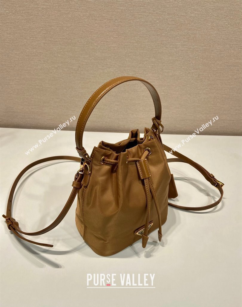 Prada Re-Edition 1978 Re-Nylon Bucket mini-bag 1BE067 Brown 2024 0416 (YZ-240416081)