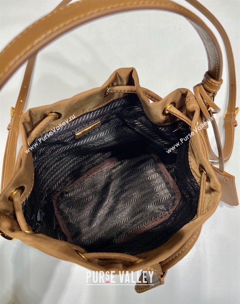 Prada Re-Edition 1978 Re-Nylon Bucket mini-bag 1BE067 Brown 2024 0416 (YZ-240416081)
