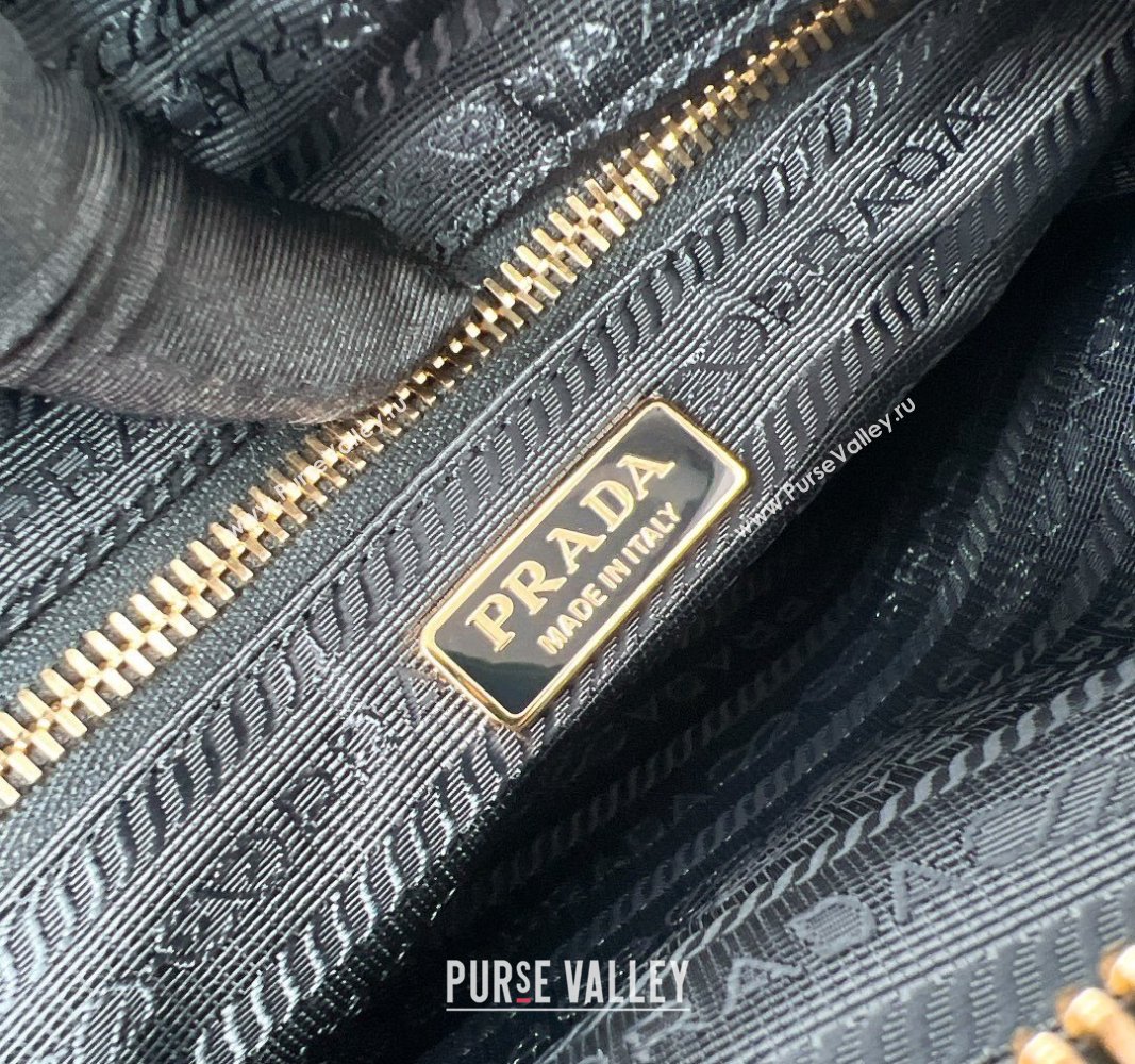 Prada Prada Re-Edition 1978 Re-Nylon and Saffiano leather mini shoulder bag Black 2024 1BH218 (YZ-240524020)