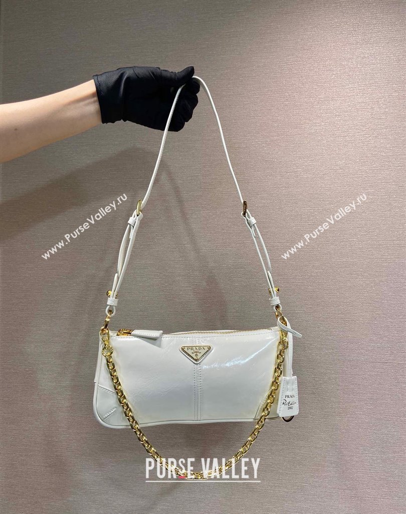 Prada Re-Edition 2002 medium leather hobo shoulder bag 1BC221 White 2024 (YZ-240923010)