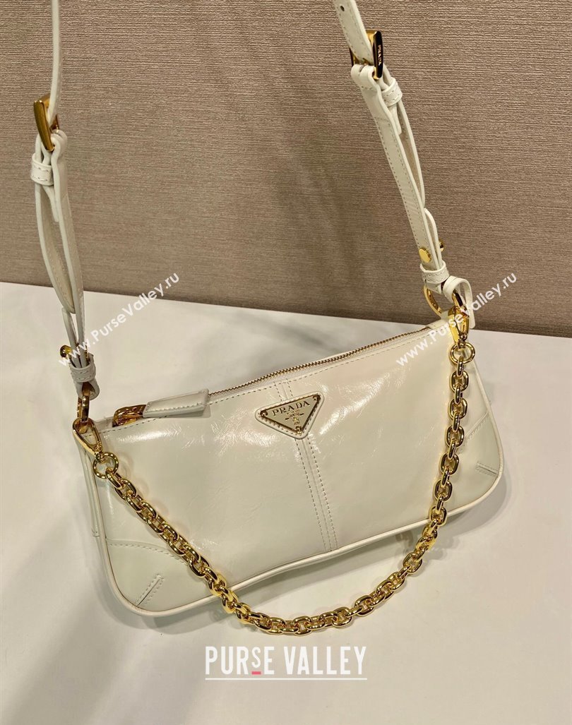 Prada Re-Edition 2002 medium leather hobo shoulder bag 1BC221 White 2024 (YZ-240923010)