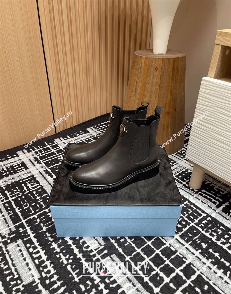 Prada Calf Leather Ankle Boots with Front Logo Black 2024 PR101101 (MD-241011083)