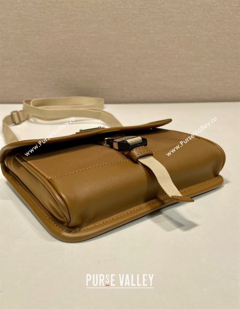 Prada Mens Re-Nylon and leather smartphone case mini bag Cork Beige 2024 2ZH108 (YZ-241213071)