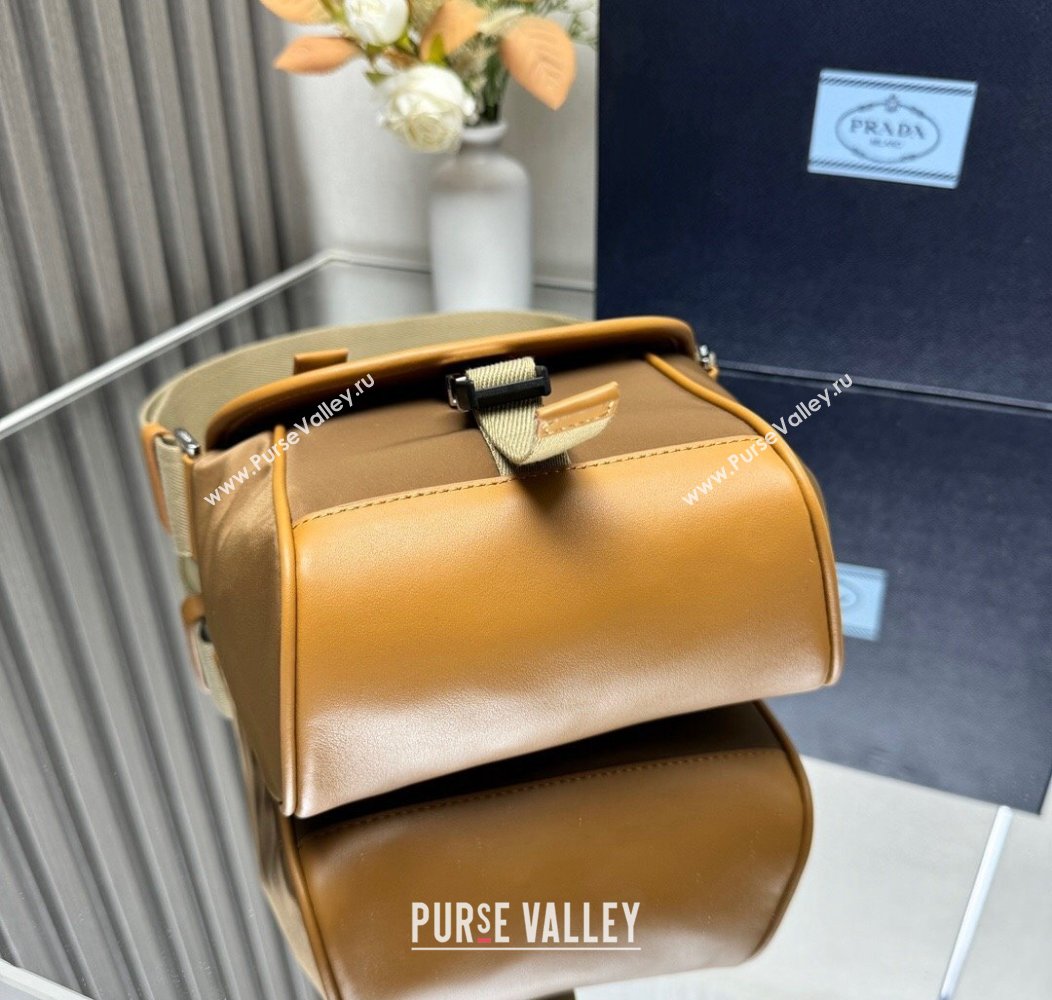 Prada Mens Re-Nylon and Saffiano leather shoulder bag 2VD070 Cork Beige 2024 (YZ-241213076)