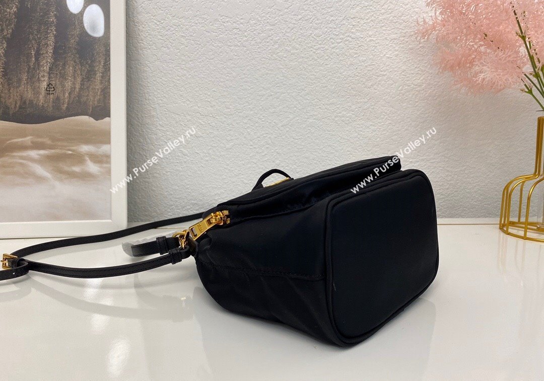 Prada small nylon bucket bag 1N1864 Black 2024 (nana-241213102)