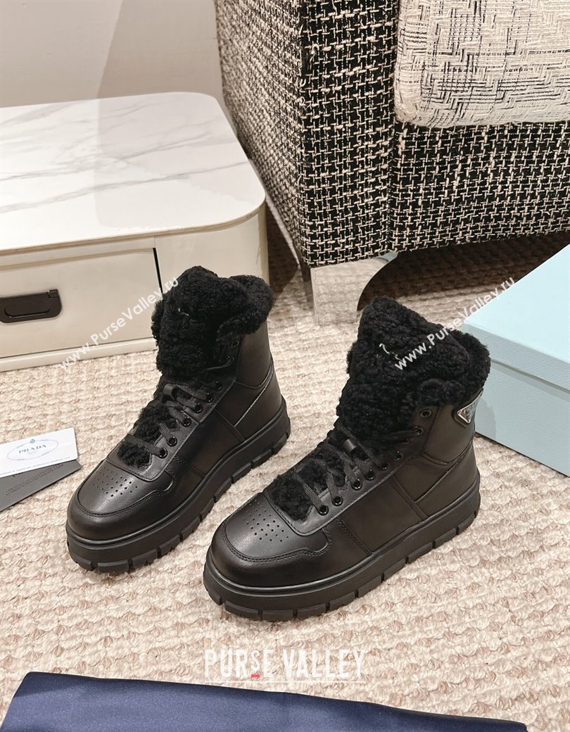 Prada Calf Leather and Shearling Platform Laced-up Ankle Boots Black 2024 1227 (KL-241227102)