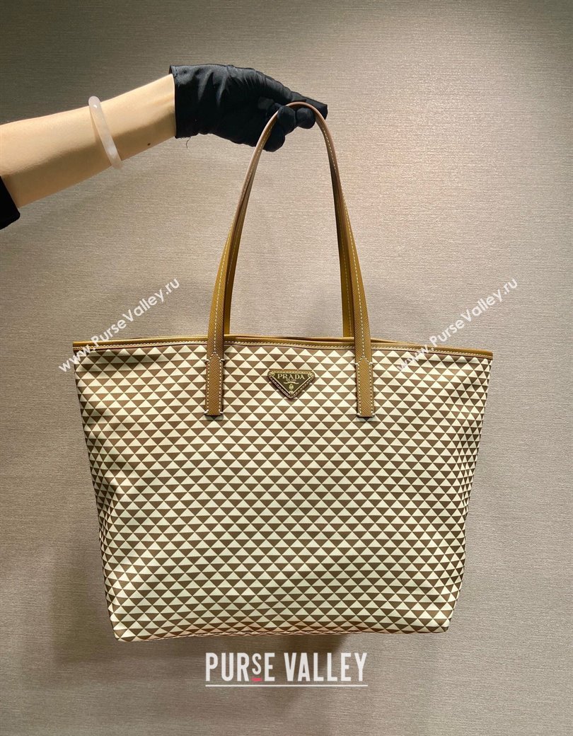 Prada Tassuto Triangulum Printed Nylon Tote Bag Beige 2025 1BD552 (YZ-250207026)