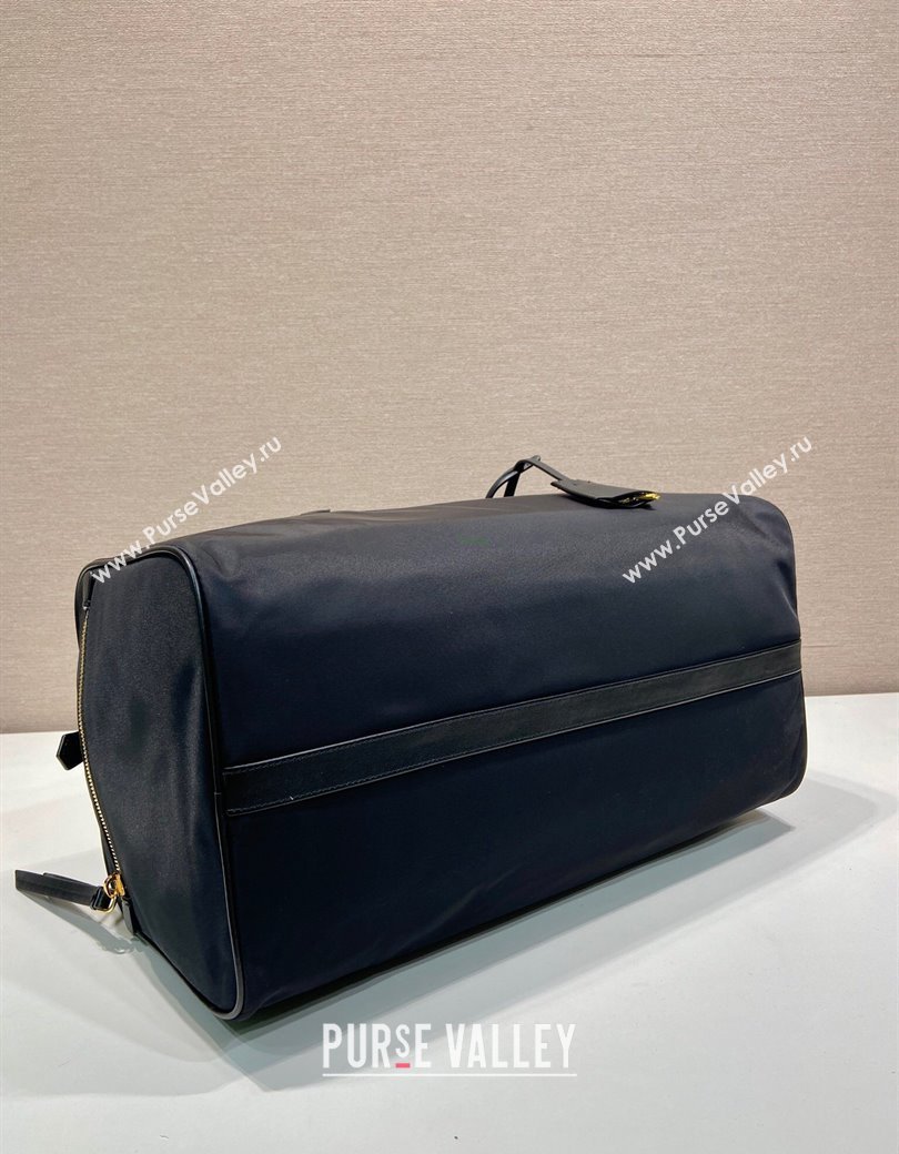 Prada Large Re-Nylon top-handle bag with padlock Black 2025 1BB135 (YZ-250207057)