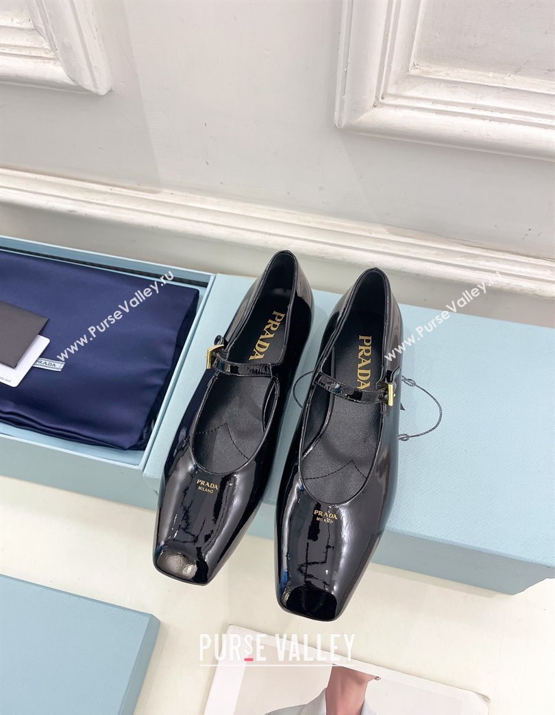 Prada Patent Leather Mary Janes Ballerinas Flats with Front Logo Black 2025 PR022402 (MD-250224085)