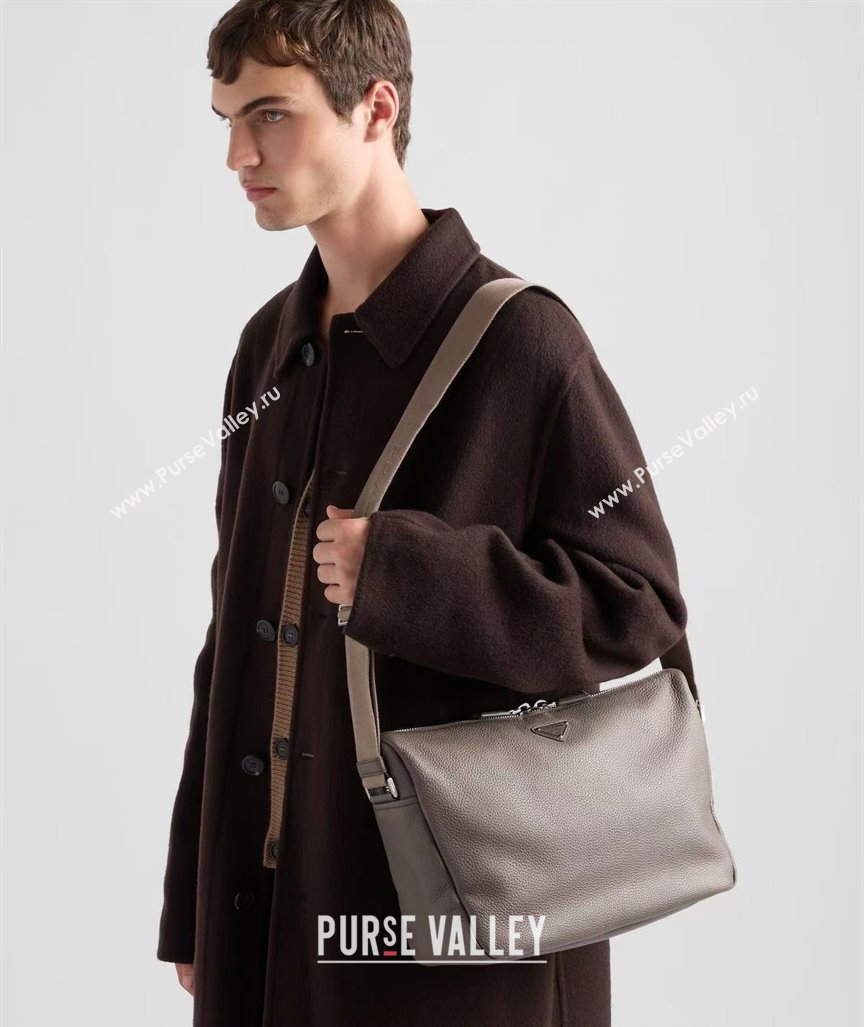Prada Mens Medium leather shoulder bag 2VH182 Beige 2025 (YZ-250407023)