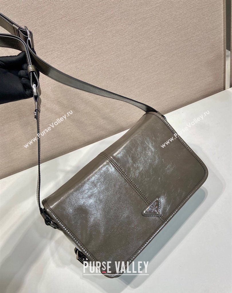 Prada Mens Oil Leather shoulder bag Grey 2025 2VD073 (YZ-250407032)