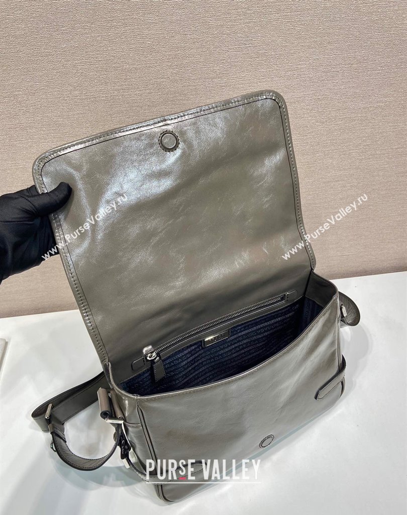 Prada Mens Oil Leather shoulder bag Grey 2025 2VD073 (YZ-250407032)