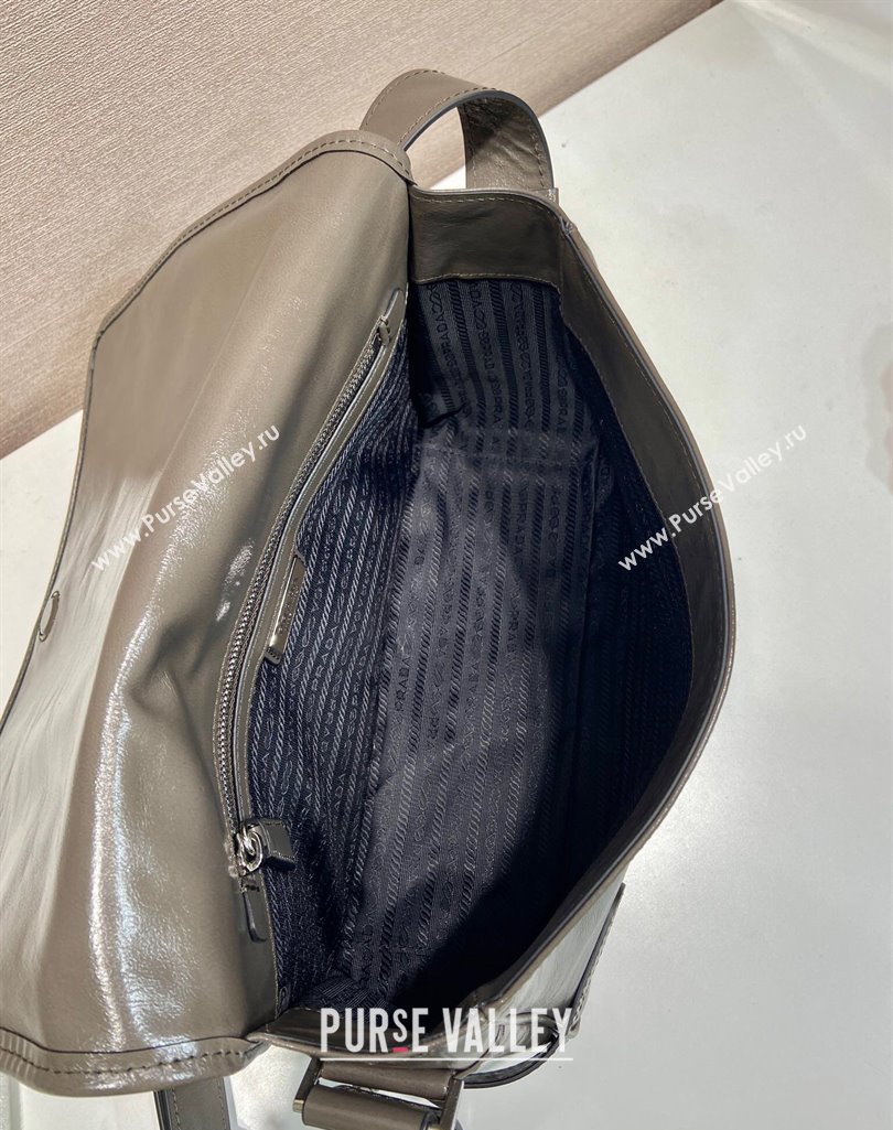 Prada Mens Oil Leather shoulder bag Grey 2025 2VD073 (YZ-250407032)