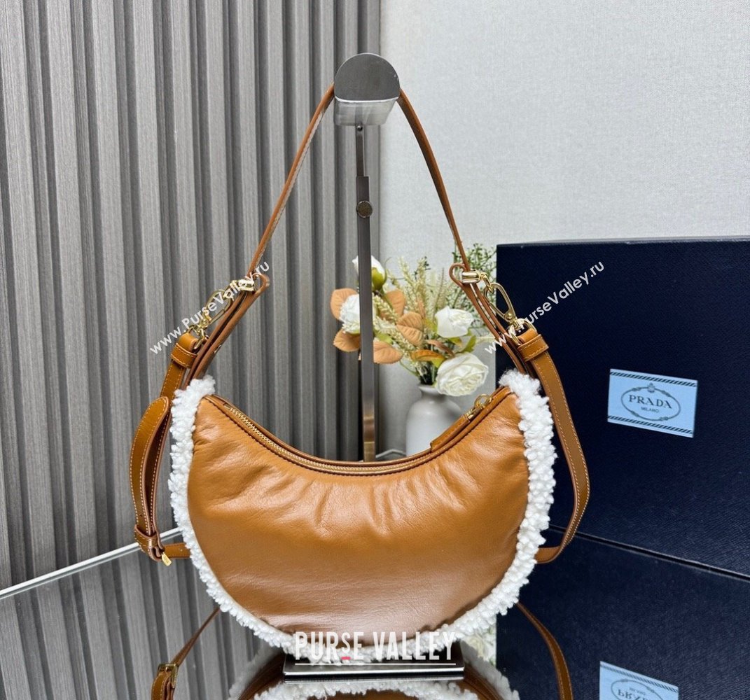 Prada Arque small shearling shoulder bag Cognac Brown 1BC194 2025 (YZ-250407041)