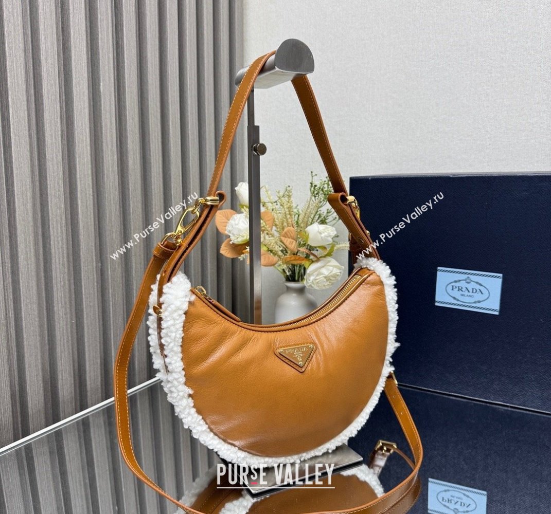 Prada Arque small shearling shoulder bag Cognac Brown 1BC194 2025 (YZ-250407041)