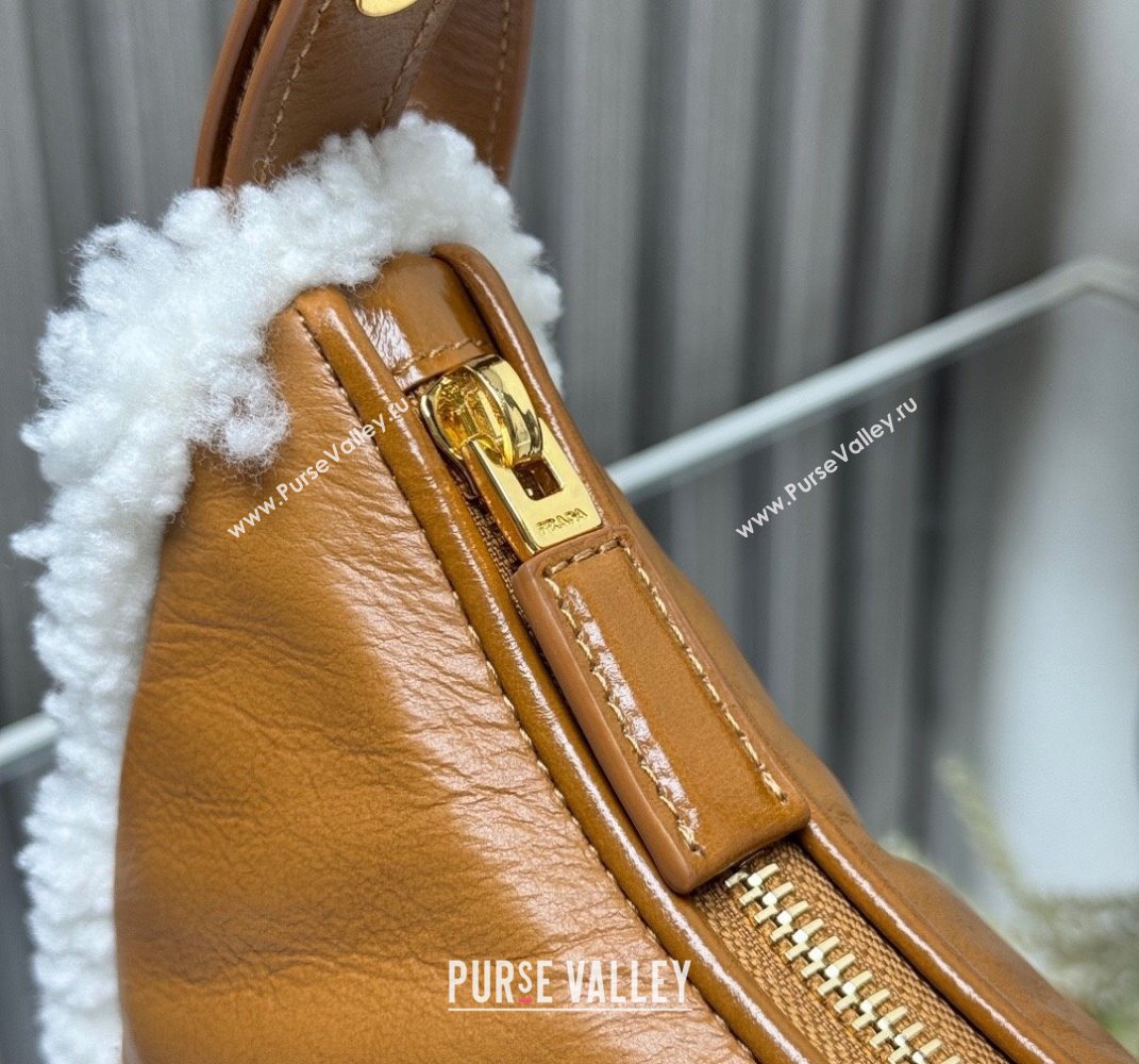 Prada Arque small shearling shoulder bag Cognac Brown 1BC194 2025 (YZ-250407041)