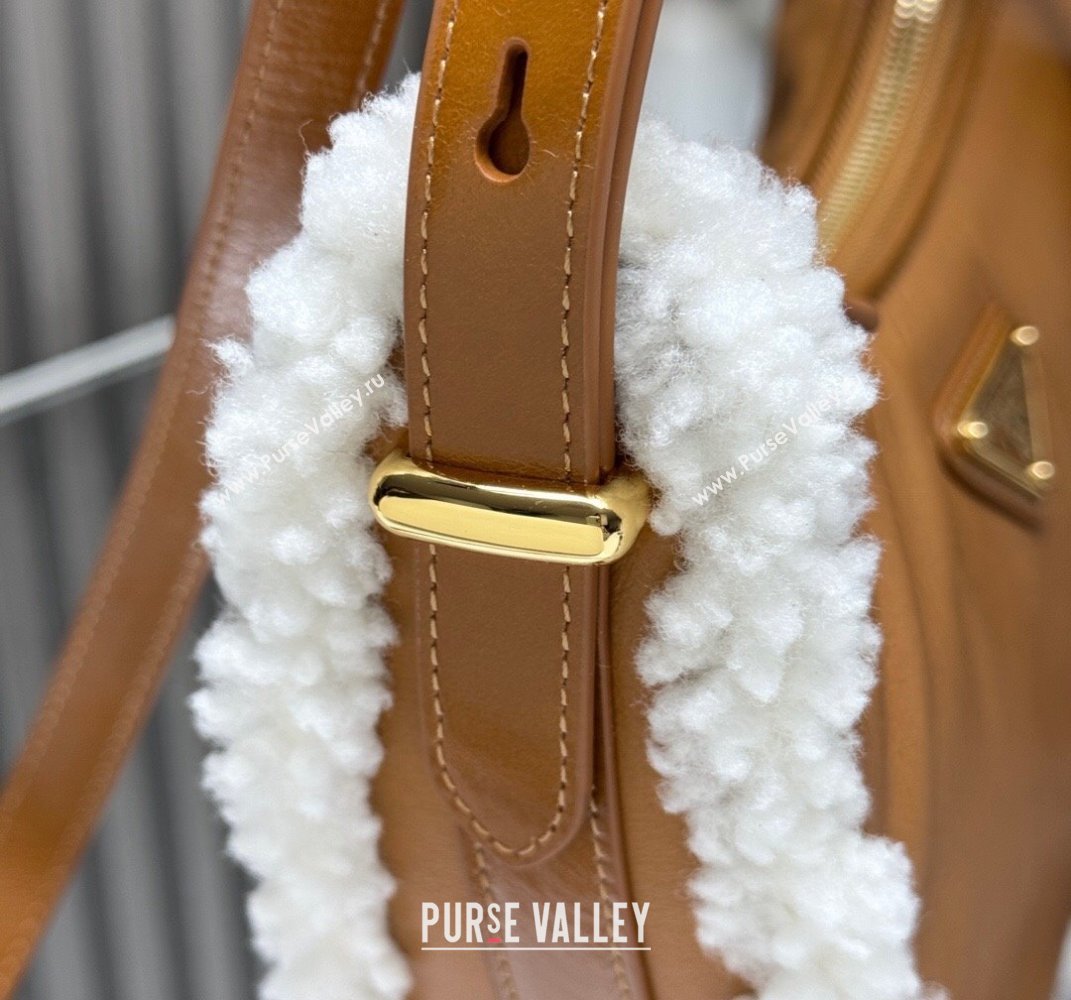 Prada Arque small shearling shoulder bag Cognac Brown 1BC194 2025 (YZ-250407041)