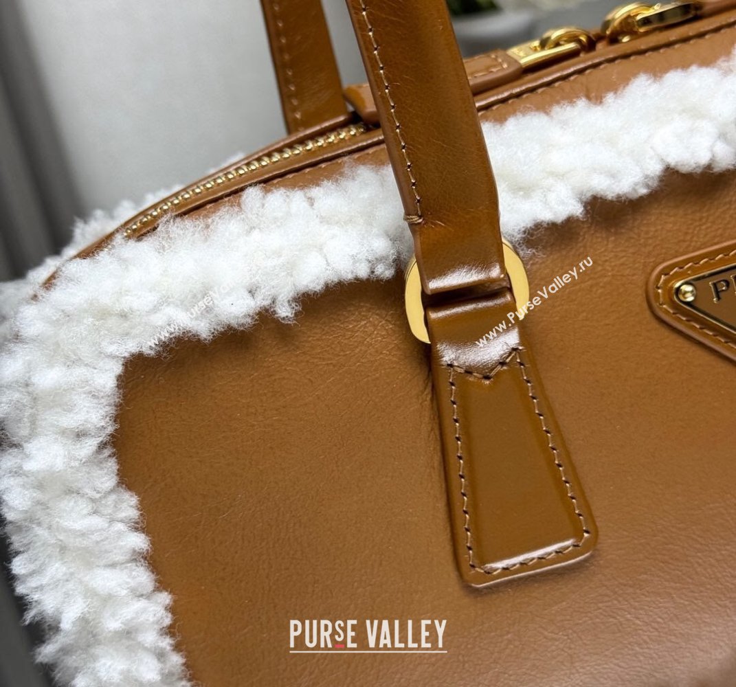 Prada Medium shearling two-handle bag Cognac Brown 1BB124 2025 (YZ-250407042)