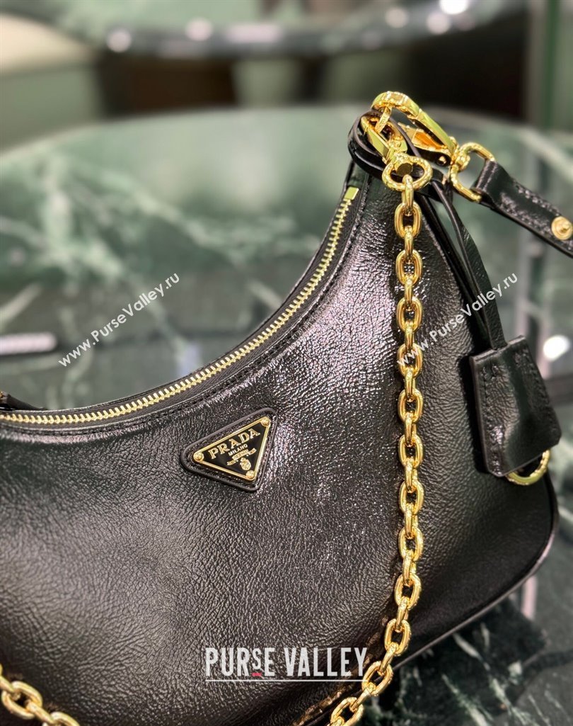 Prada Re-Edition mini Hobo bag in Patent Crinkled Leather Black 2025 1BC204 (YZ-250407056)