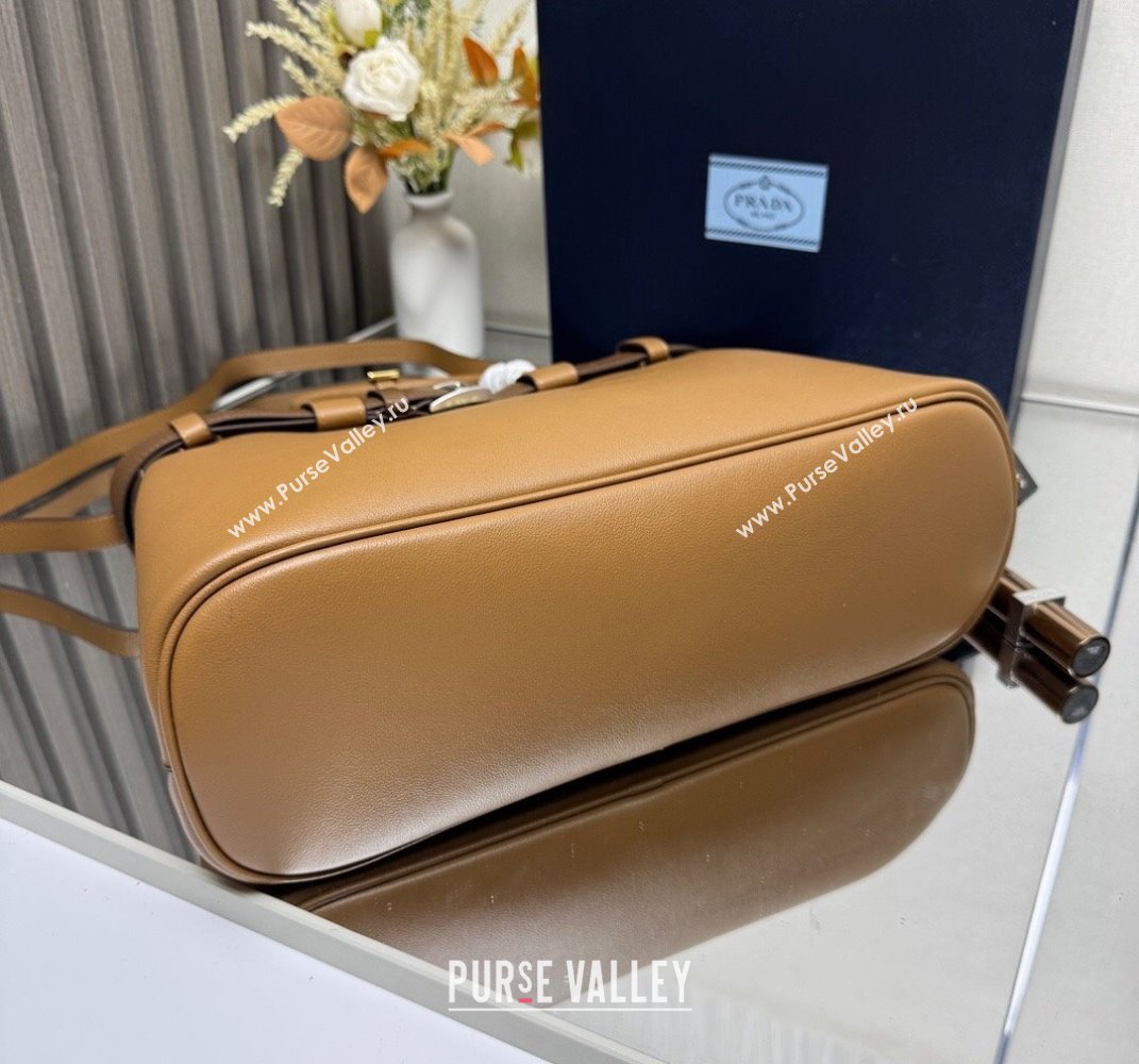 Prada Mens Buckle medium leather handbag with buckle belt Brown 2025 1BA417 (YZ-250407052)