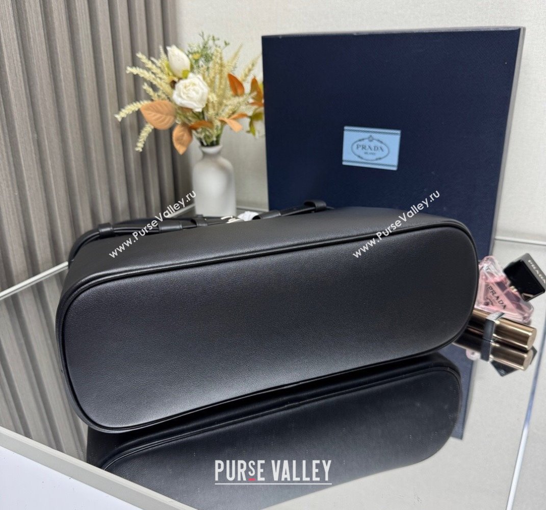 Prada Mens Buckle medium leather handbag with buckle belt Black 2025 1BA417 (YZ-250407053)