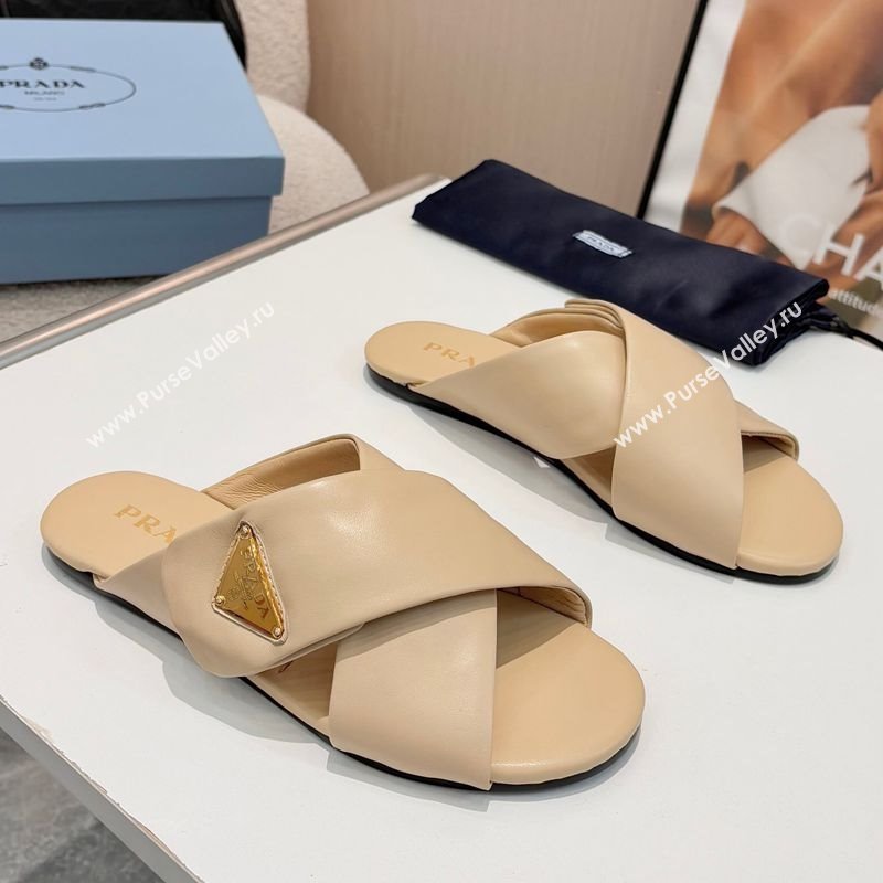 Prada Padded nappa leather slides sandal Beige 2025 1XX713 (MD-250424122)