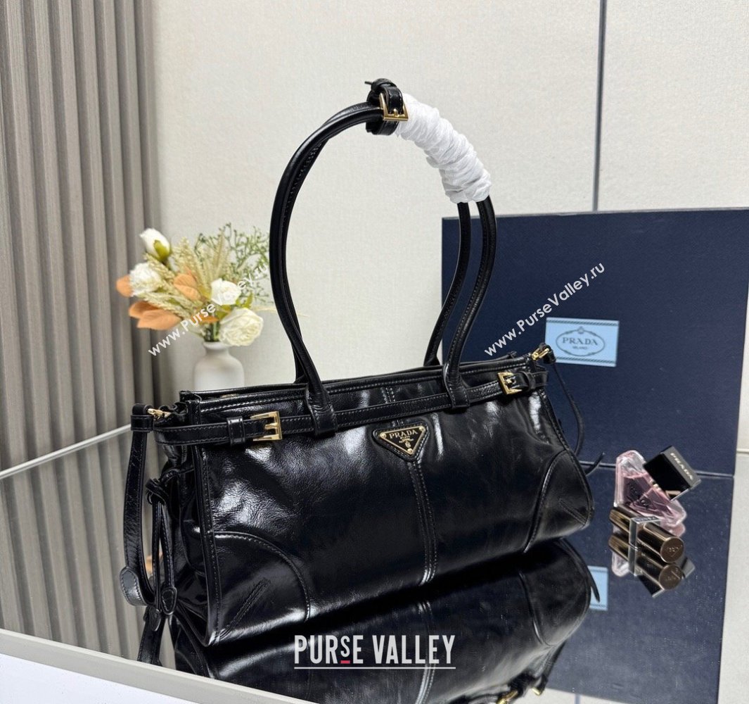 Prada Bonnie medium leather handbag Black/Gold 2025 1BA426 (YZ-250521040)