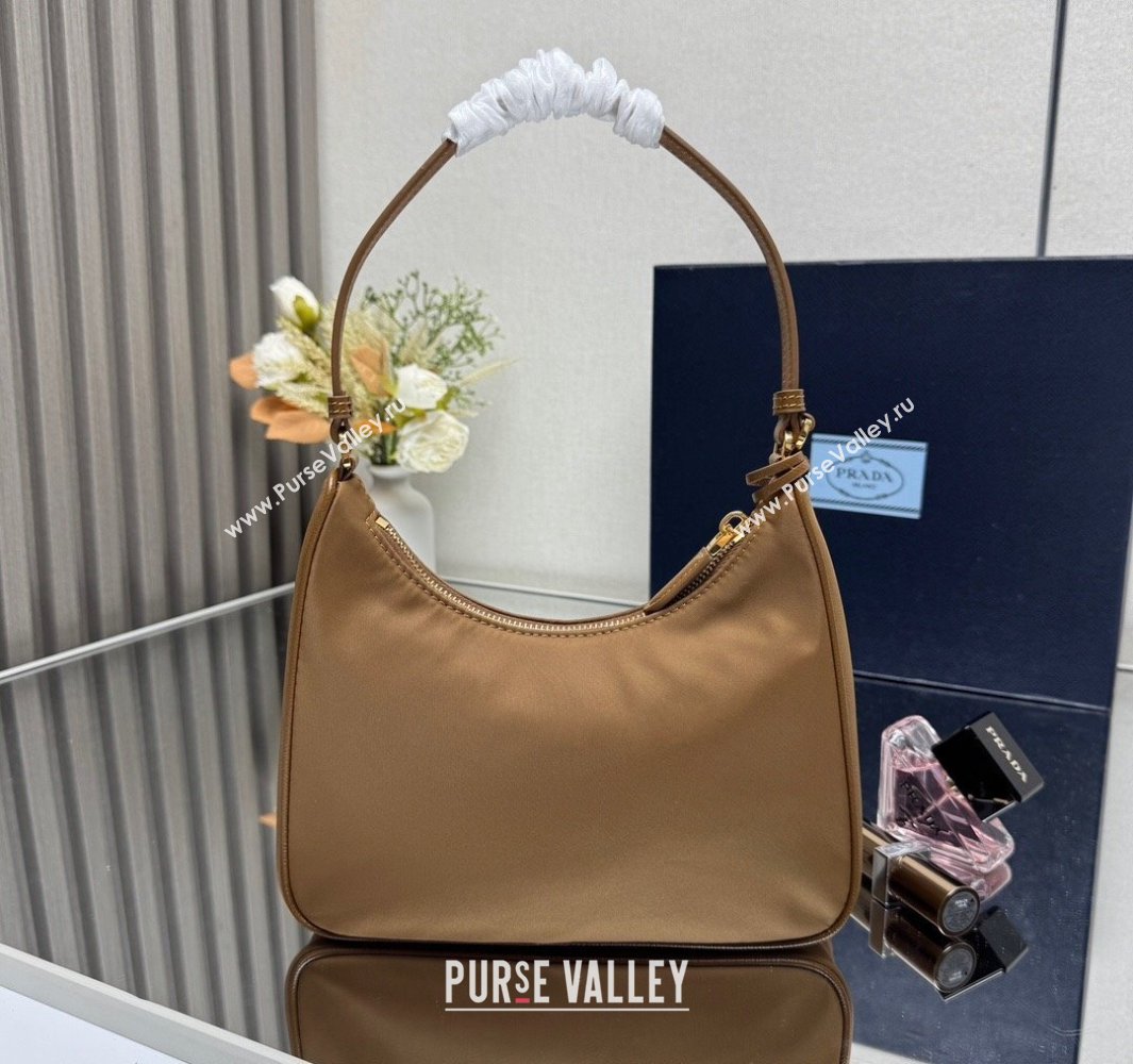 Prada Re-Edition 2005 Re-Nylon and Saffiano hobo mini bag Brandy Brown 2025 1N204M (YZ-250521075)