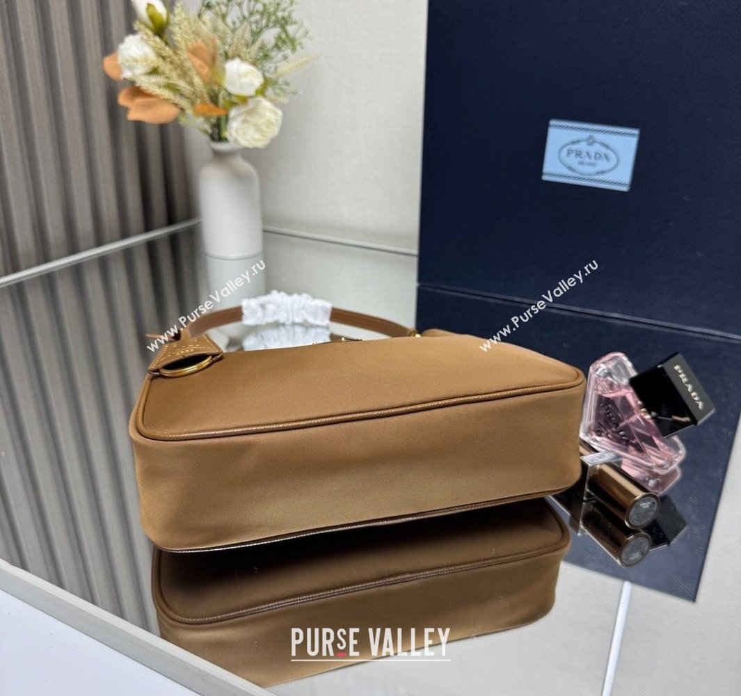 Prada Re-Edition 2005 Re-Nylon and Saffiano hobo mini bag Brandy Brown 2025 1N204M (YZ-250521075)