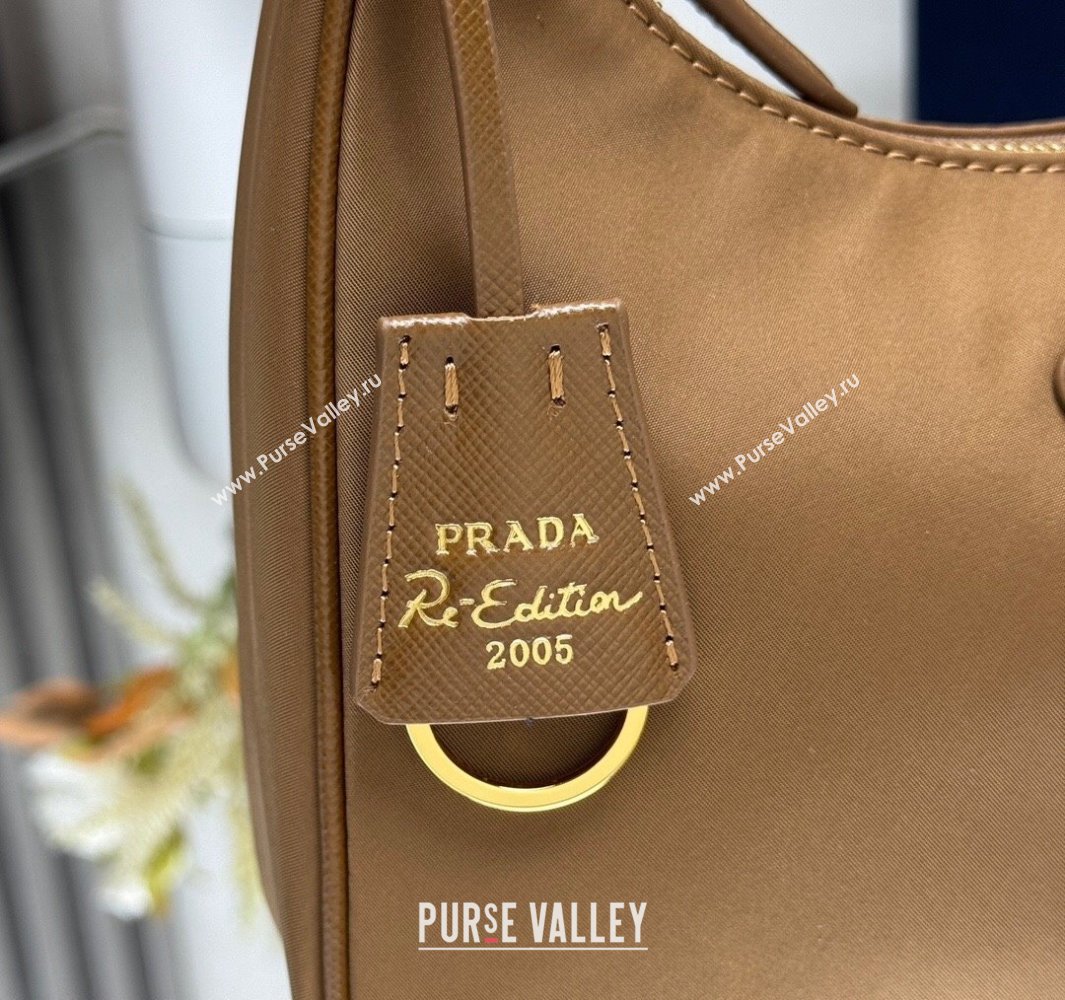 Prada Re-Edition 2005 Re-Nylon and Saffiano hobo mini bag Brandy Brown 2025 1N204M (YZ-250521075)