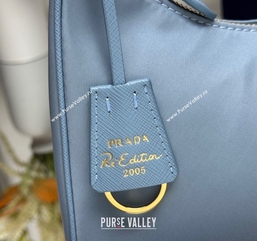 Prada Re-Edition 2005 Re-Nylon and Saffiano hobo mini bag Pale Blue 2025 1N204M (YZ-250521076)