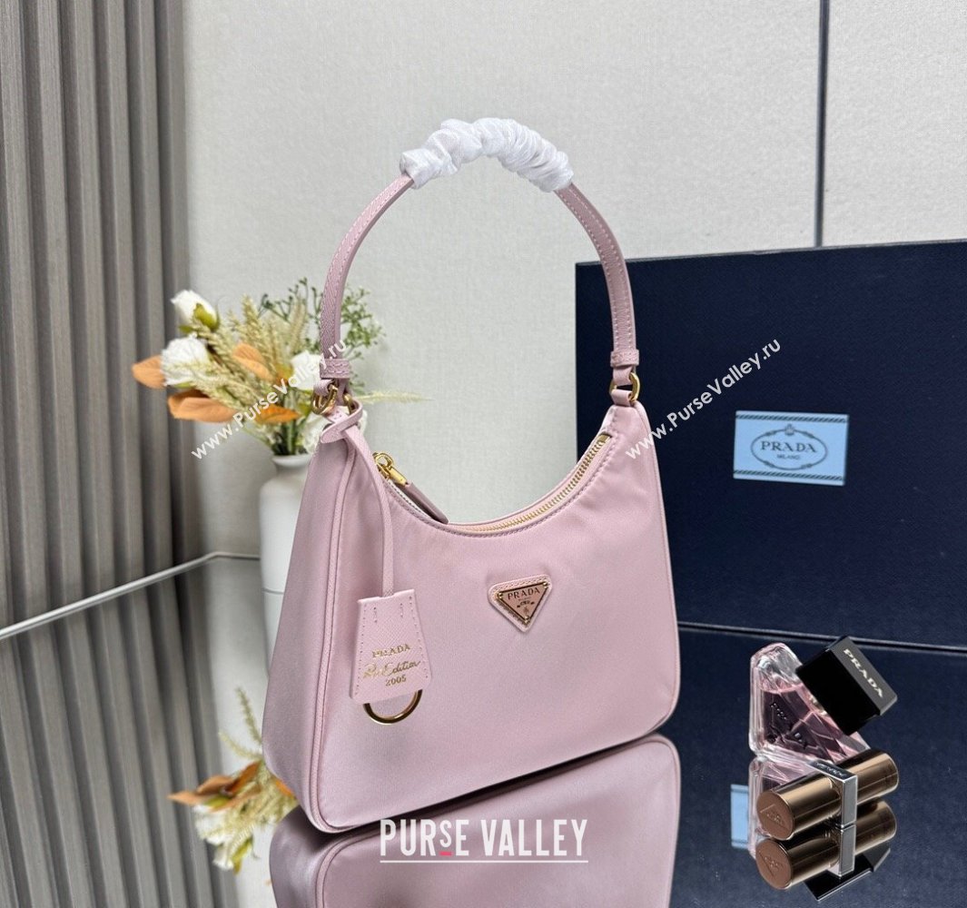 Prada Re-Edition 2005 Re-Nylon and Saffiano hobo mini bag Alabaster Pink 2025 1N204M (YZ-250521079)
