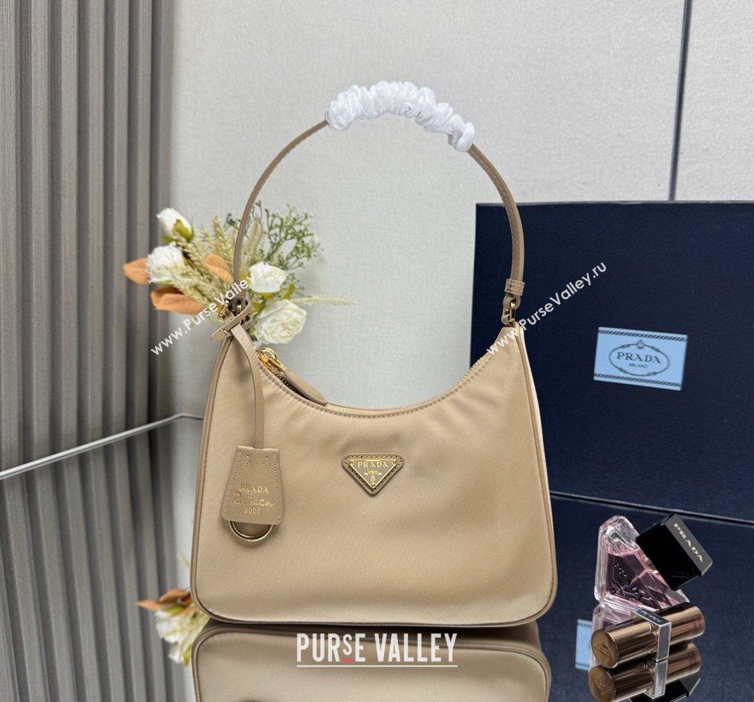 Prada Re-Edition 2005 Re-Nylon and Saffiano hobo mini bag Beige 2025 1N204M (YZ-250521080)