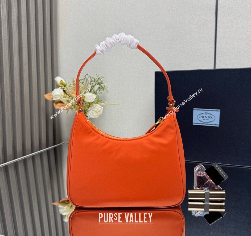 Prada Re-Edition 2005 Re-Nylon and Saffiano hobo mini bag Orange 2025 1N204M (YZ-250521081)