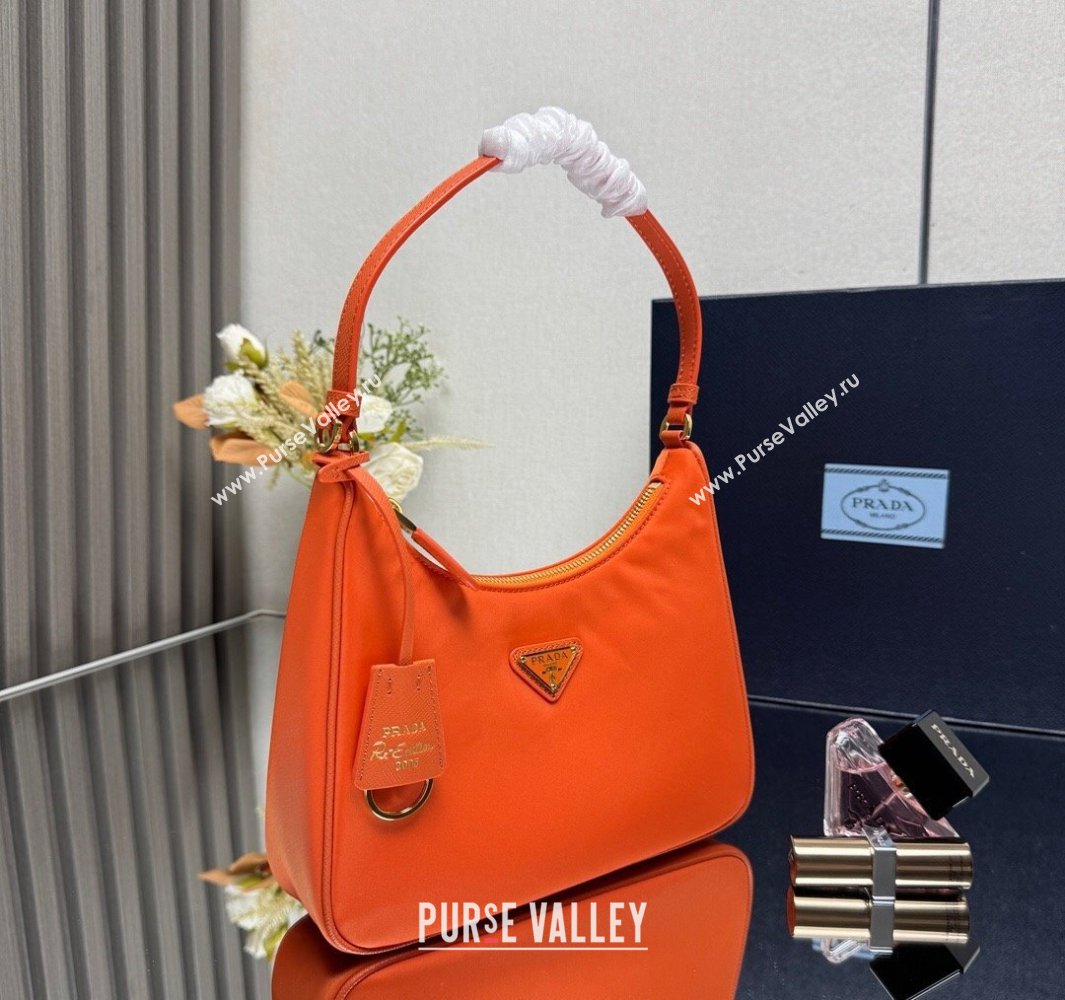 Prada Re-Edition 2005 Re-Nylon and Saffiano hobo mini bag Orange 2025 1N204M (YZ-250521081)