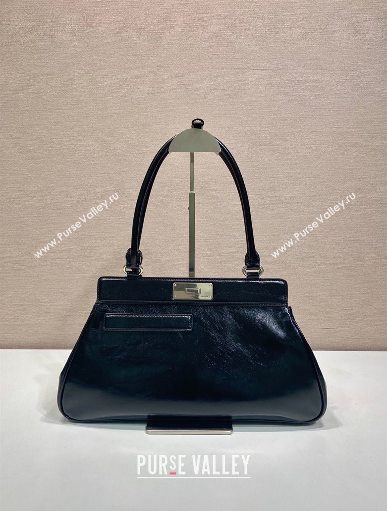 Prada Medium oil leather tote bag Black 2025 1BG569 (YZ-250521102)