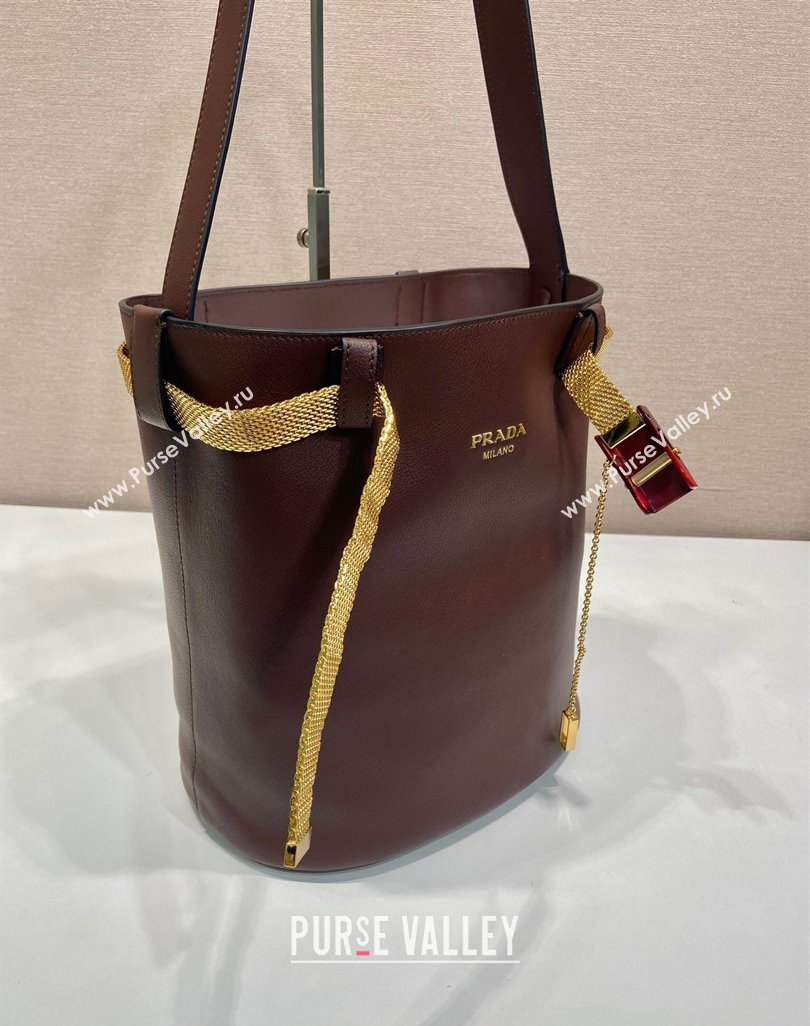 Prada Buckle leather bucket bag with jeweled belt Briarwood Brown 2025 1BE085 (YZ-250521103)