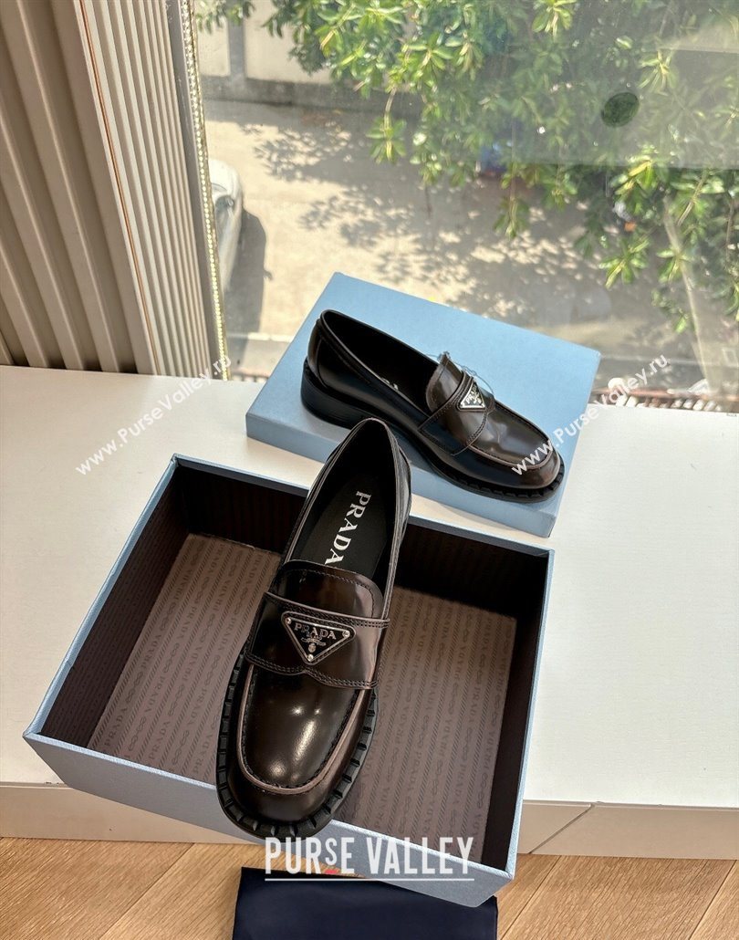 Prada Brushed leather loafers with logo Dark Brown 2025 PR060304 (MD-250603030)