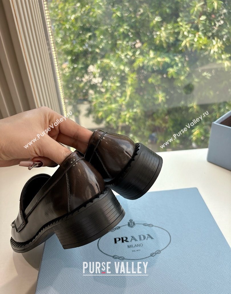 Prada Brushed leather loafers with logo Dark Brown 2025 PR060304 (MD-250603030)