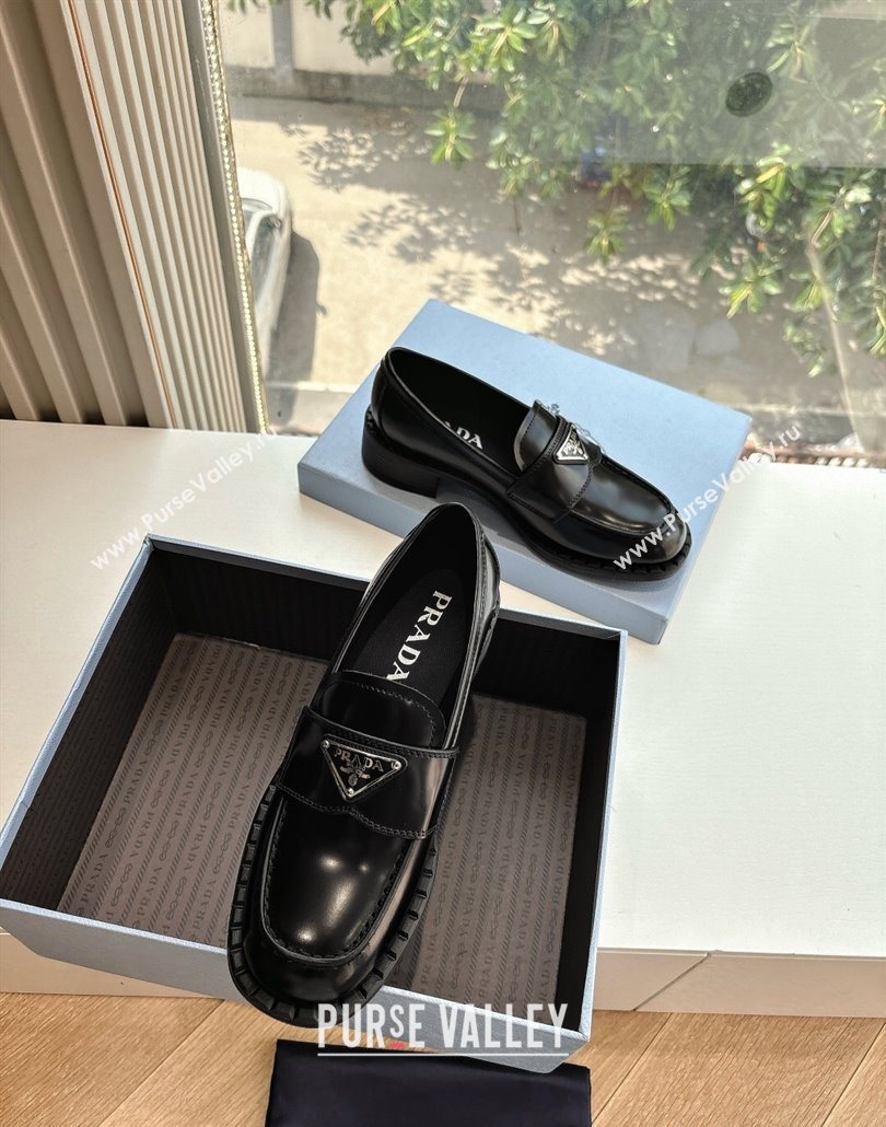 Prada Brushed leather loafers with logo Black 2025 PR060304 (MD-250603031)
