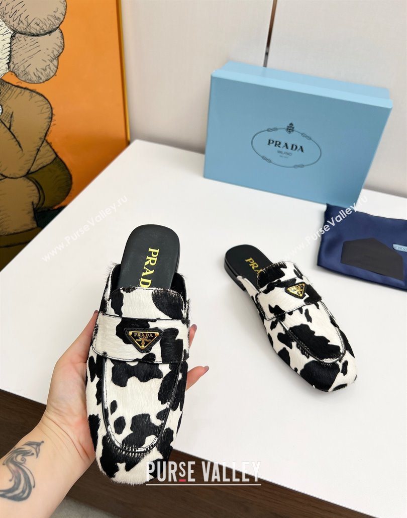 Prada Printed mohair flat mules White/Black 2025 PR060307 (MD-250603056)