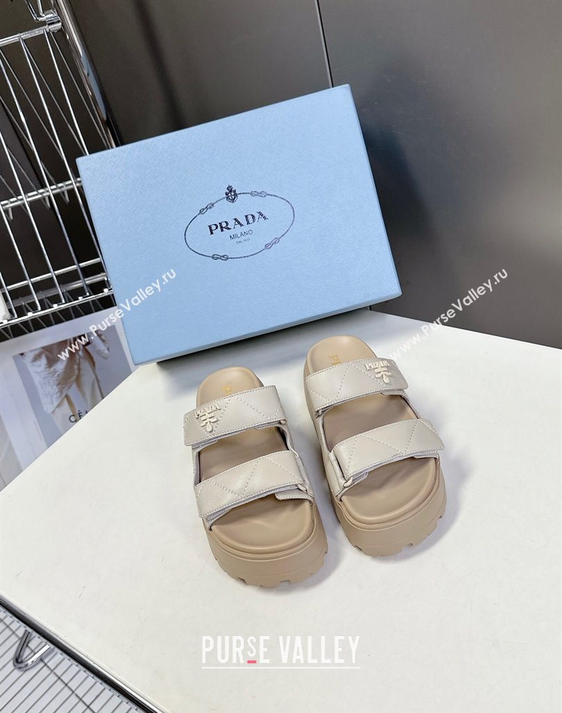 Prada Padded nappa leather platform slides sandal 4.5cm Beige 2025 1XZ775 (MD-250530014)