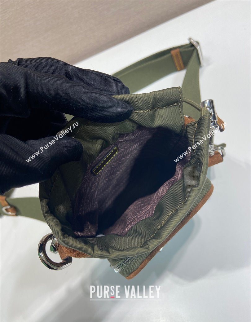Prada Re-Nylon Smartphone Case 2ZH155 Green 2025 (YZ-250627031)