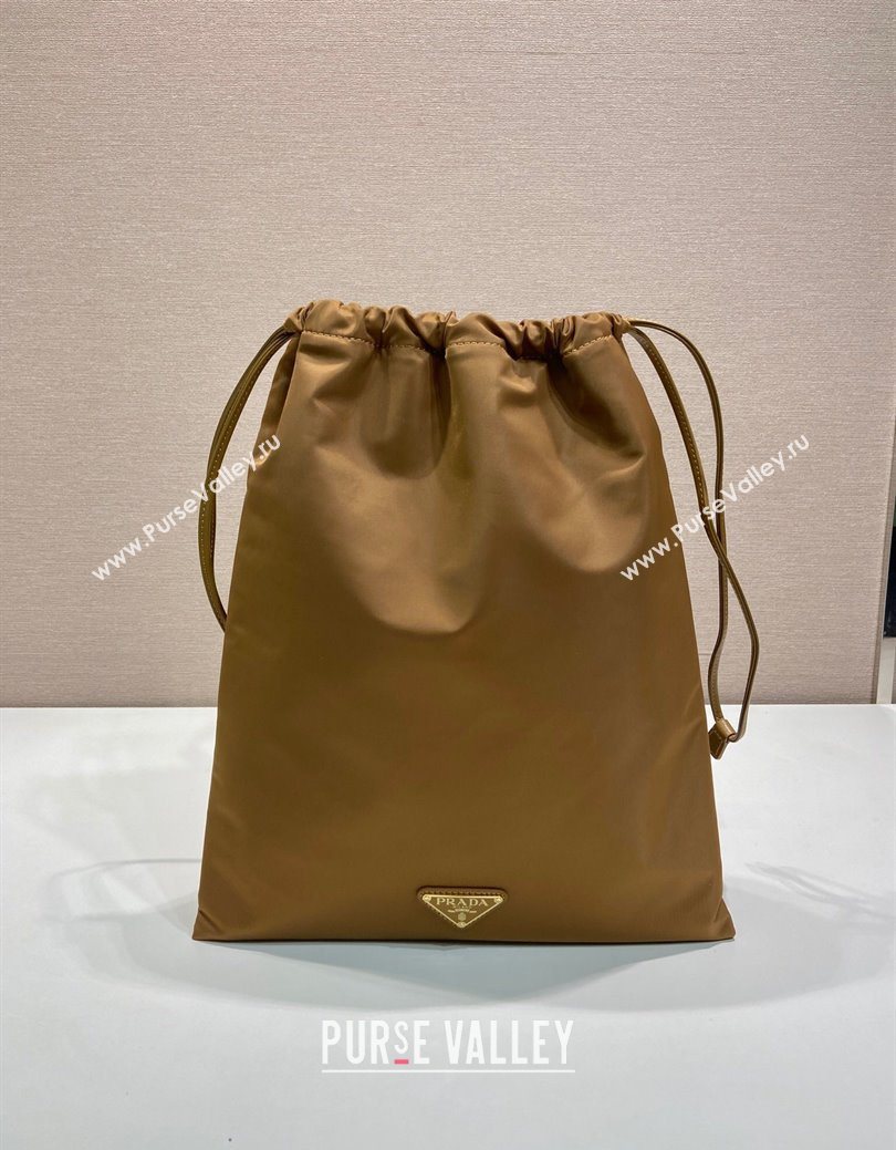 Prada Re-Nylon pouch Brandy Brown 2025 1NK001 (YZ-250627040)