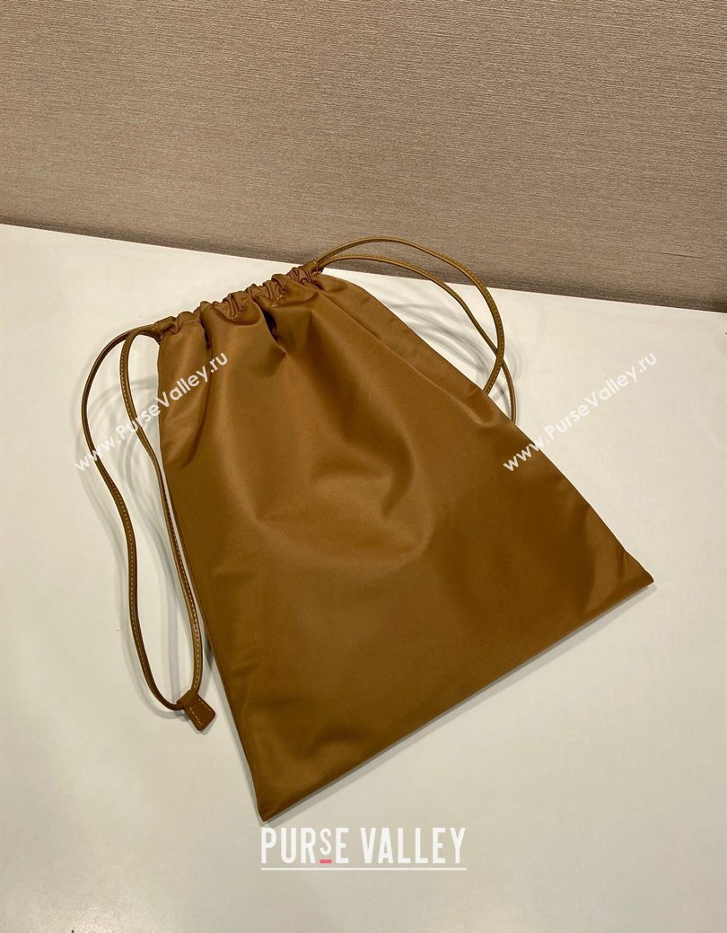 Prada Re-Nylon pouch Brandy Brown 2025 1NK001 (YZ-250627040)