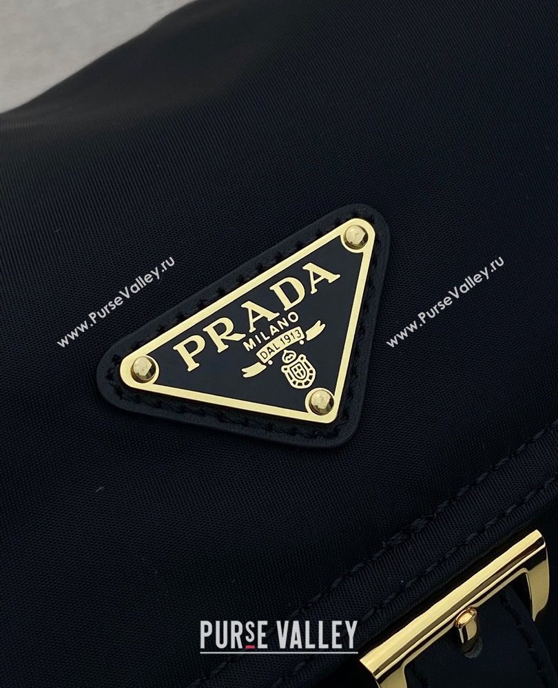 Prada Explore medium Re-Nylon shoulder bag with flap Black 2025 1BD394 (YZ-250808052)
