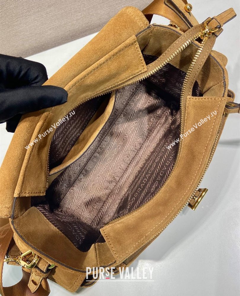 Prada Explore medium suede shoulder bag with flap Cinnamon Brown 2025 1BD394 (YZ-250808050)